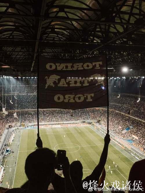 德足联:期待下赛季9月启动,球迷重返球场 德足联:期待下赛季9月启动,球迷重返球场